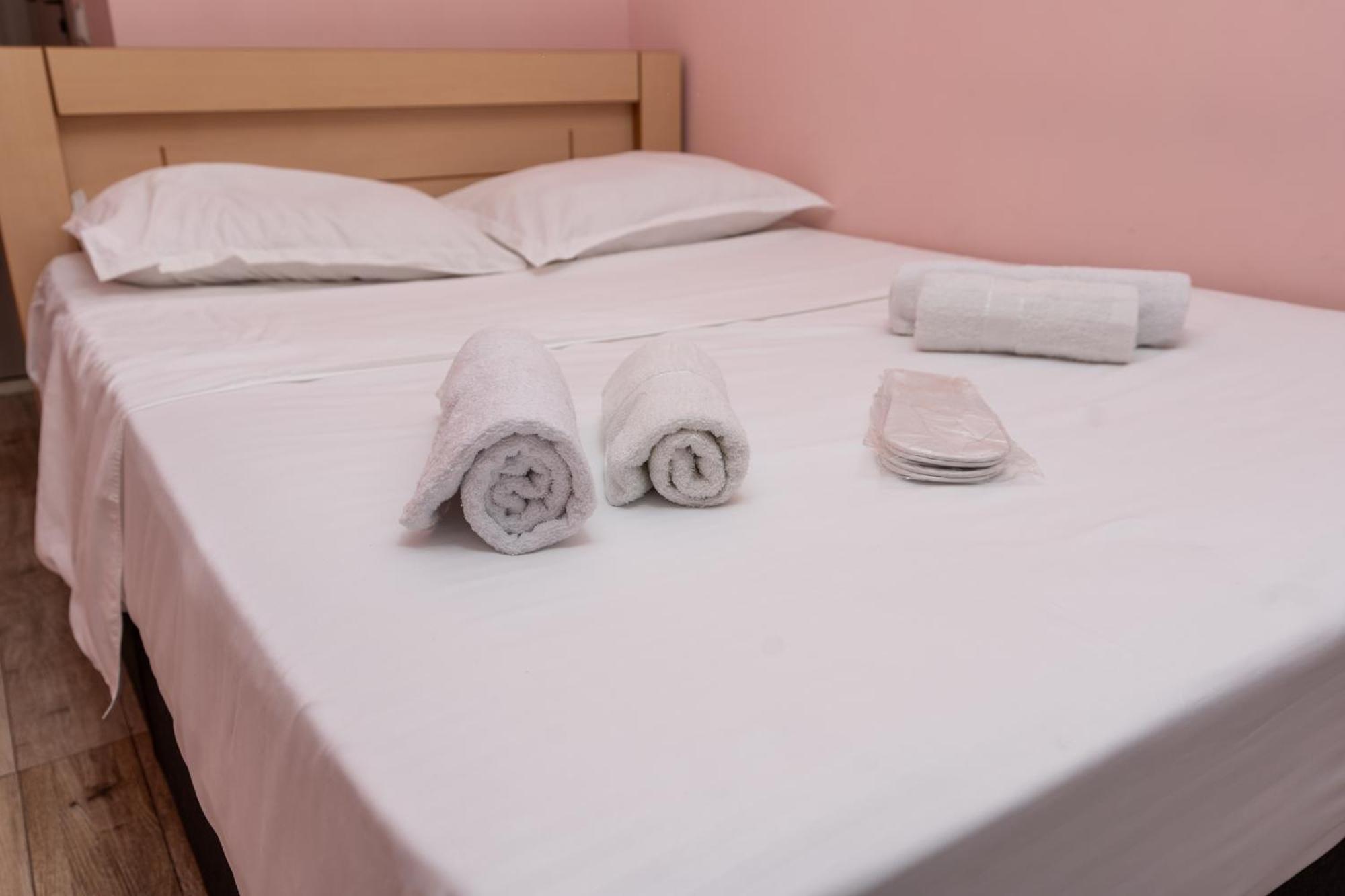 Hotel Ponto Vechio Батуми Екстериор снимка